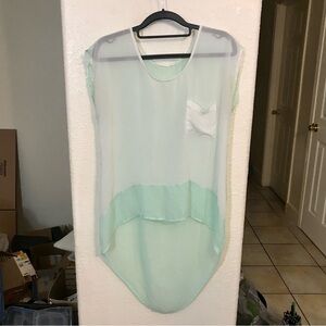 Lush Sheer Hi-Low Top Size X-Small